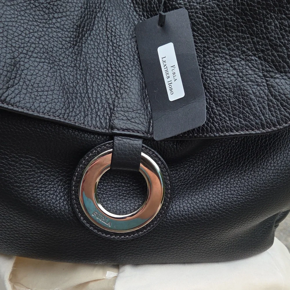 Furla NWT Hobo Black Pebbled Leather Large Shoulderbag NWT with Dustbag - Picture 3 of 15